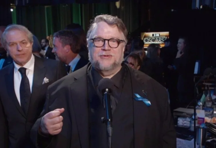 Guillermo del Toro cree que la Academia debía premiar todas las categorías en vivo