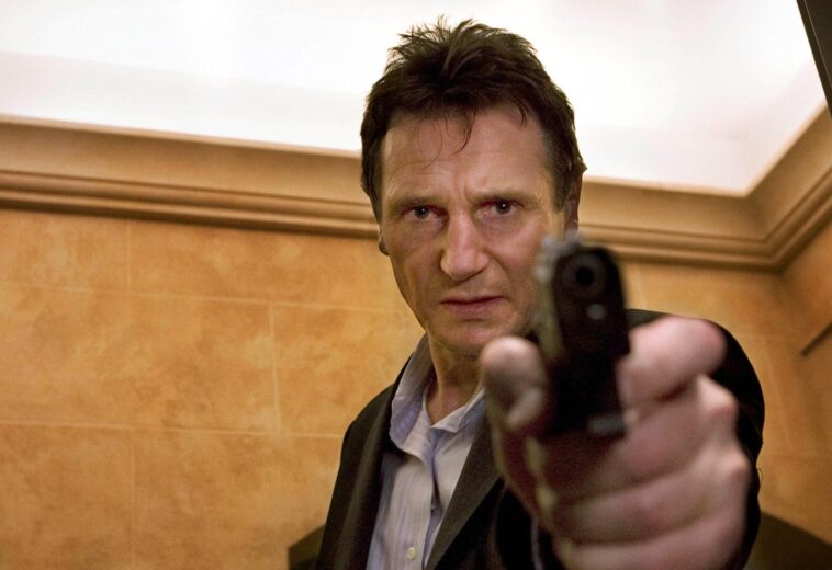 Liam Neeson bromea sobre sus incontables víctimas en el cine