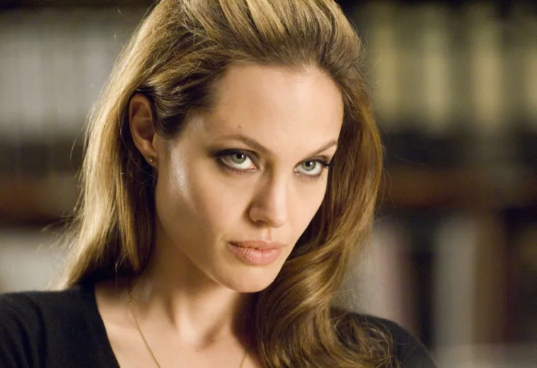 ¿Angelina Jolie como Buitre? Se revelan detalles del extinto Spider-Man 4 de Sam Raimi