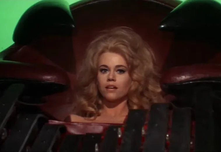 Cuando se anunció el remake de Barbarella, ¿alguien le preguntó a Jane Fonda su opinión?