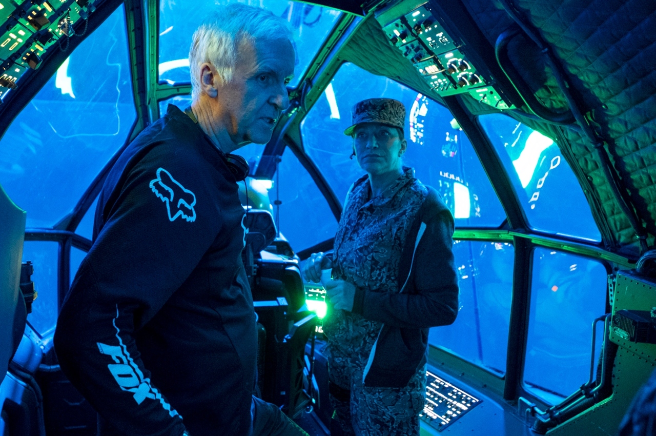 James Cameron con la generala Ardmore Edie Falco
