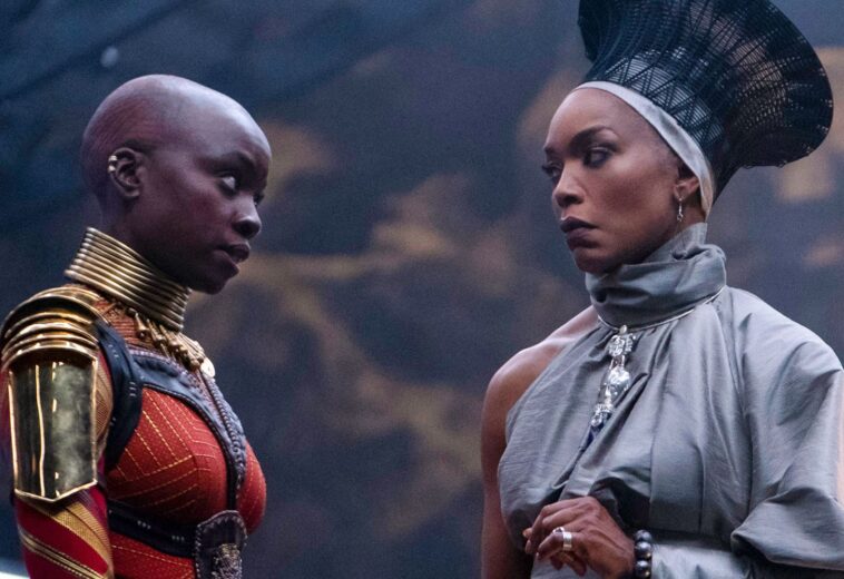 ¿Y si Okoye hubiera sido reina? Liberan escena eliminada de Black Panther: Wakanda por siempre