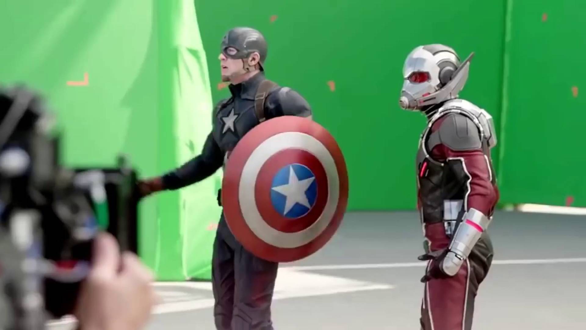Capitán América y Ant-Man pantall verde 