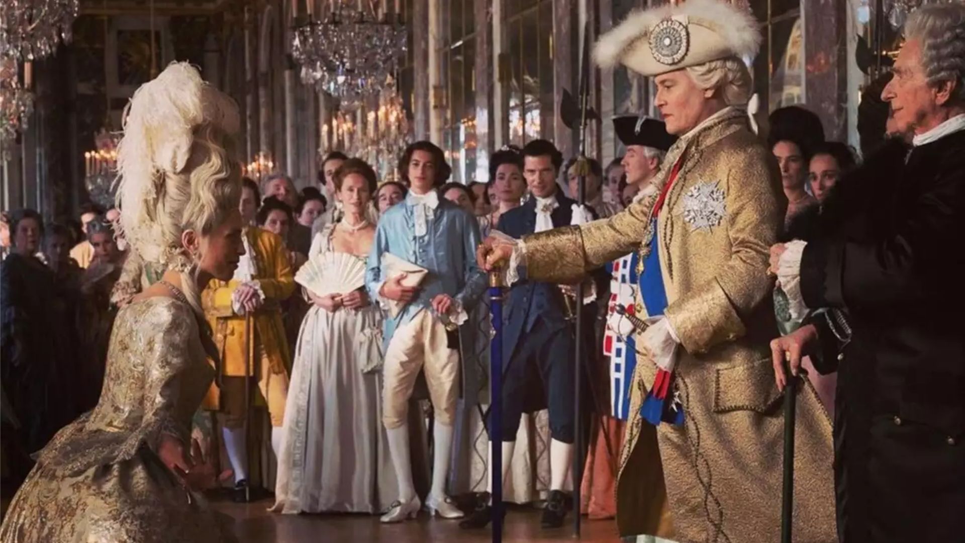 Imagen de Johnny Depp como Luis XV en fiesta en Jeanne du Barry que abrirá Cannes 2023