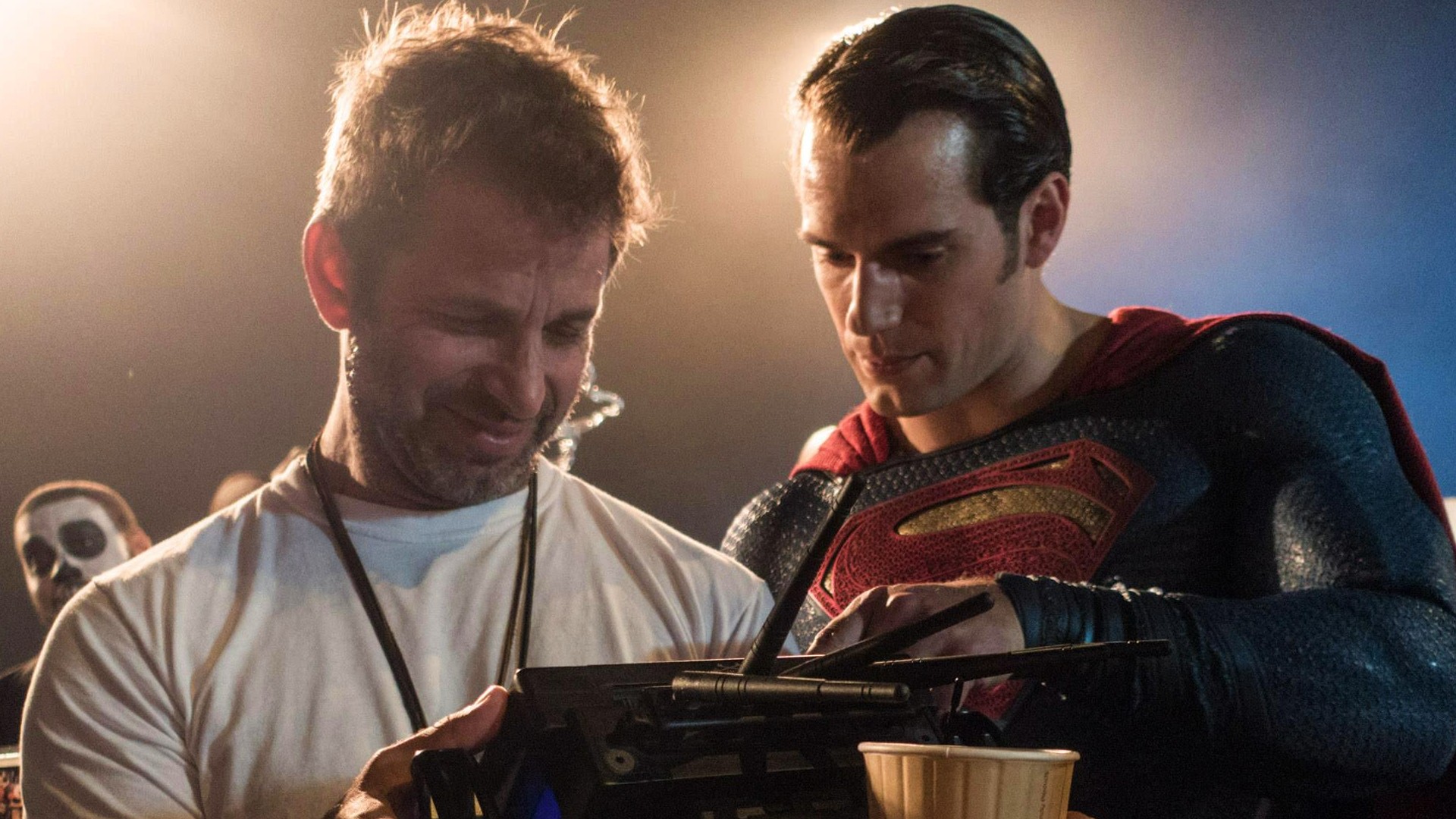 Zack Snyder y Henry Cavill en El hombre de acero Superman de Zack Snyder