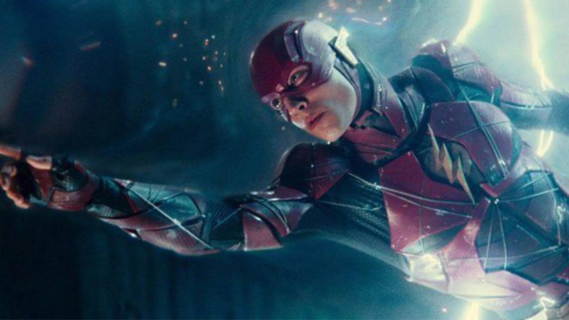 Ezra Miller como Flash en Liga de la Justicia