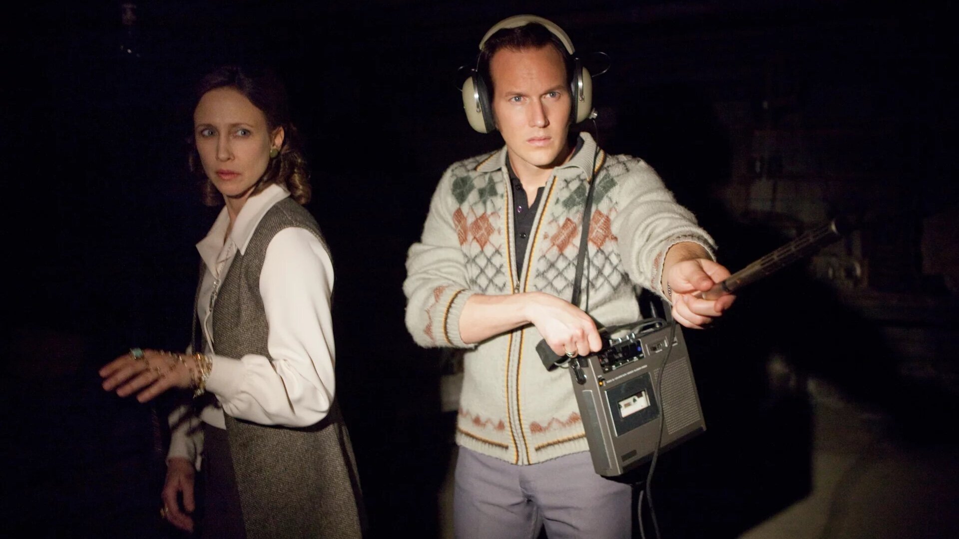 Patrick Wilson y Vera Farmiga como Ed y Lorraine Warren en El conjuro de James Wan escena grabación audio