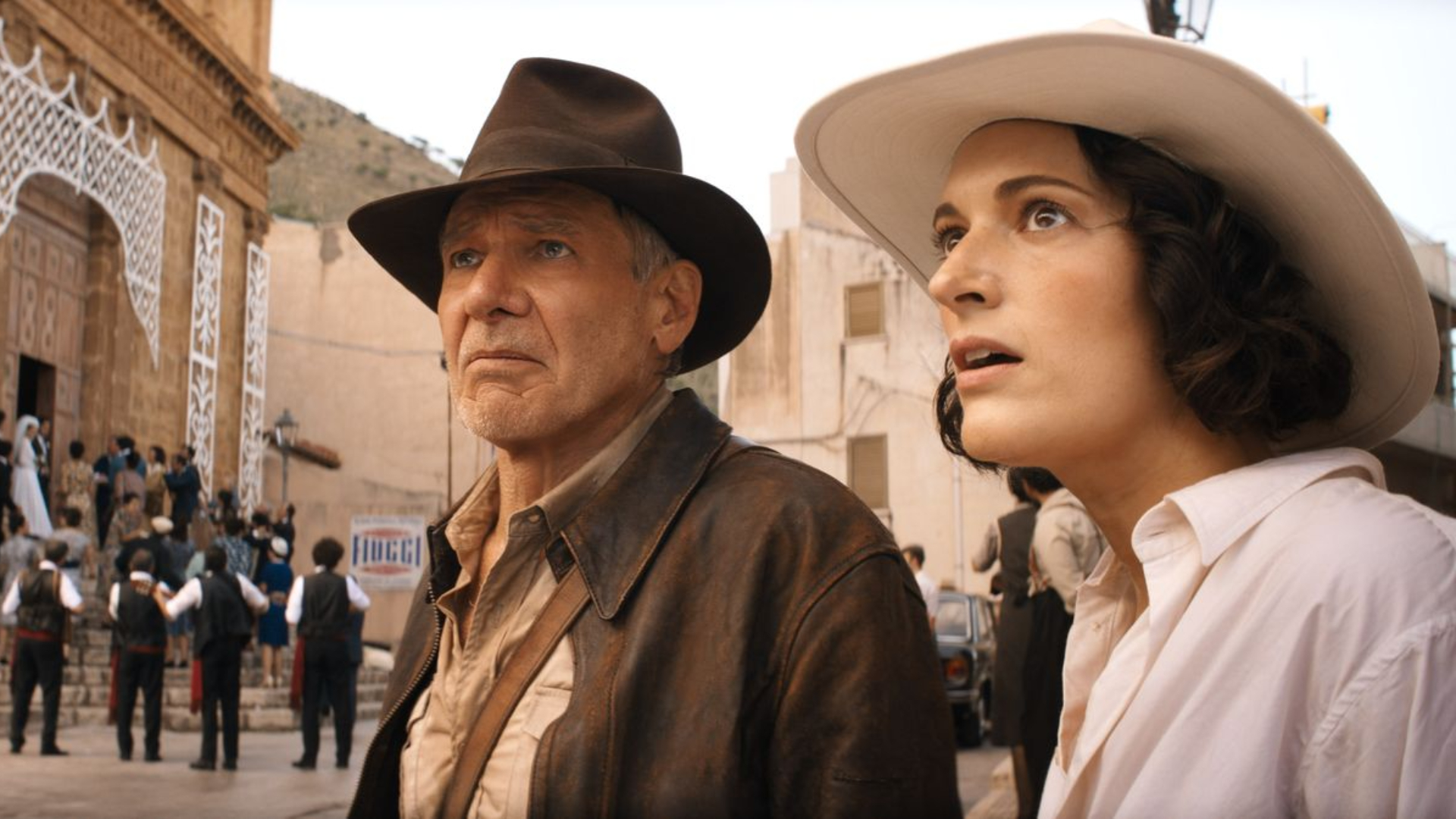 Phoebe Waller-Bridge y Harrison Ford en Indiana Jones 5 estrenos junio