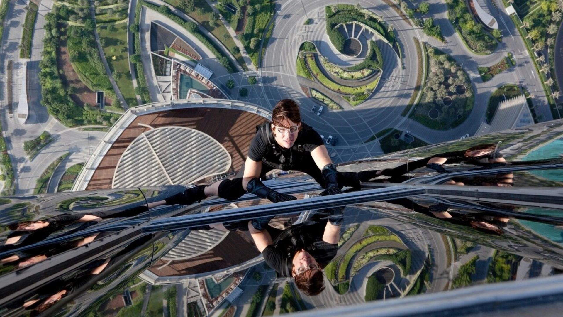 Misión Imposible: Protocolo fantasma (2011) Stunt Tom Cruise
