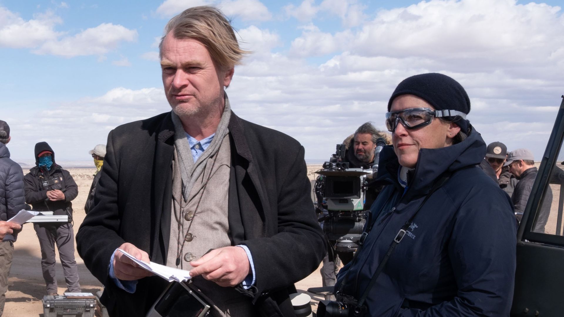 Christopher Nolan en el set de de su nueva película sobre la bomba atómica 