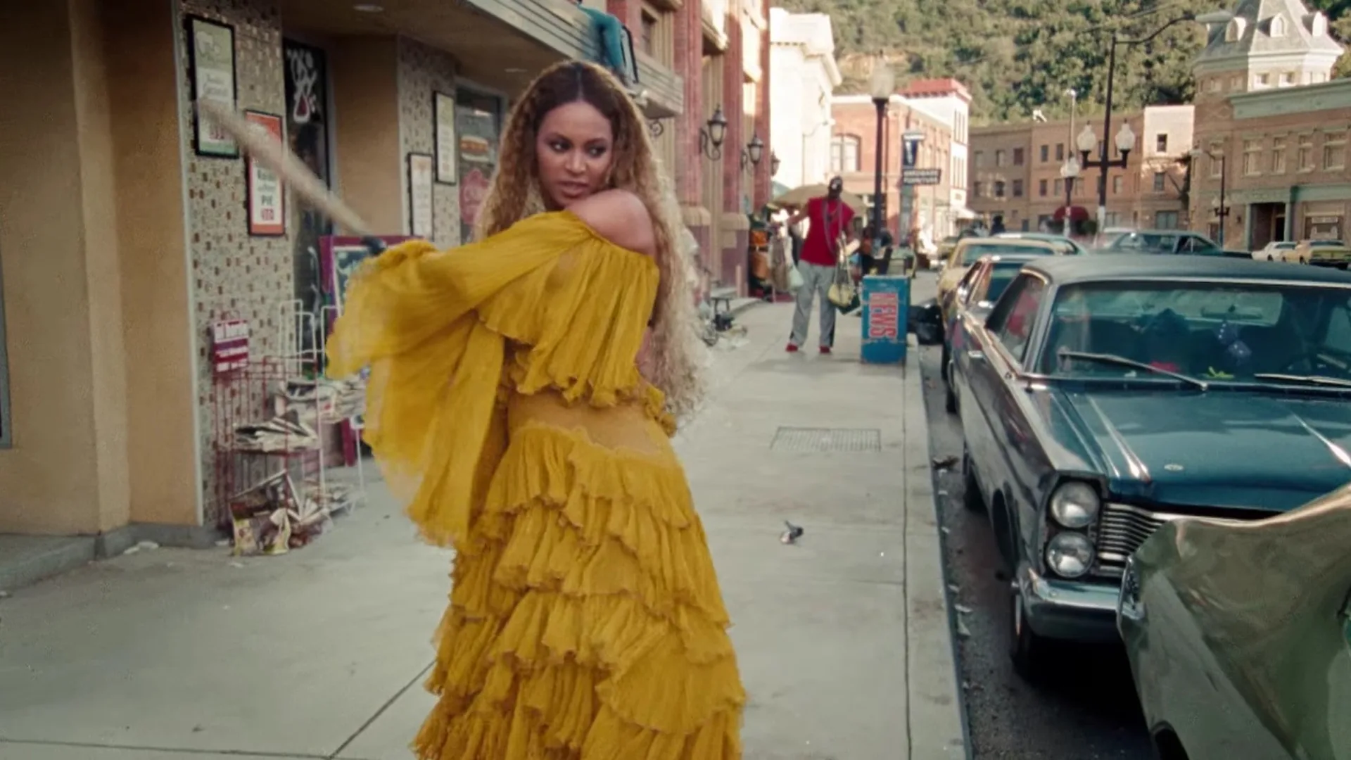 Beyoncé hold up bate carro