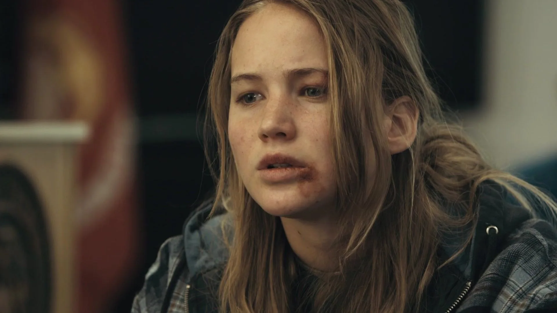 Lawrence interpretó a una joven valiente en Lazos de sangre (2010), por la que tuvo que aprender algo "repugnante".
