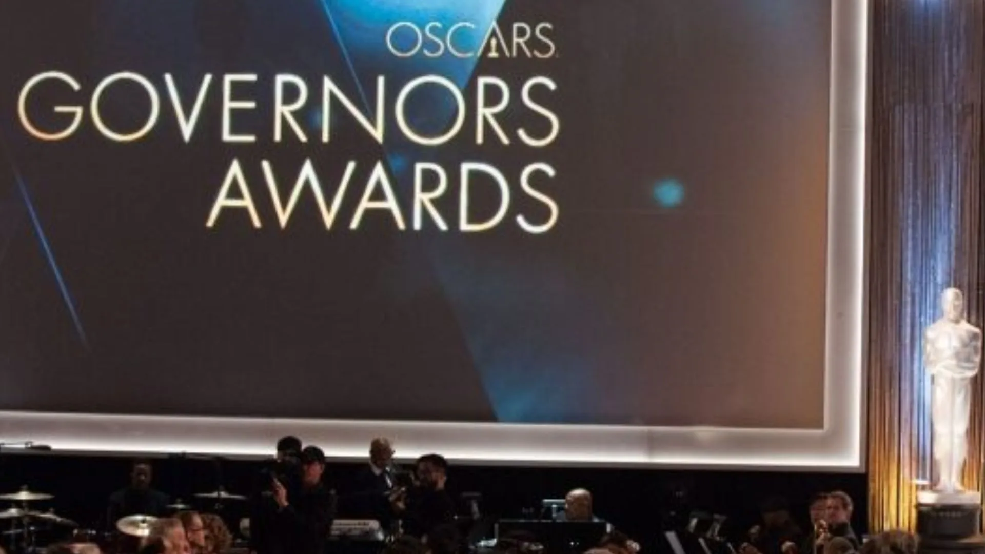 Los Premios de los Gobernadores son Oscar honoríficos, y se llaman así porque los otorga la Junta de Gobernadores de la Academia. 