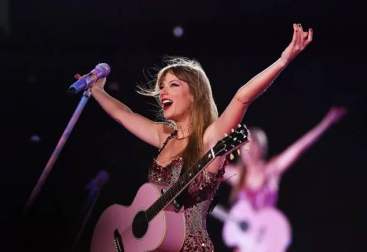 ¡Protección swiftie! Taylor Swift detuvo su concierto por defender a una fan