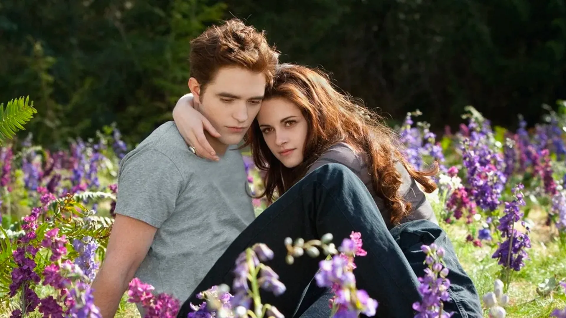 Kristen Stewart, Robert Pattinson, Twilight
