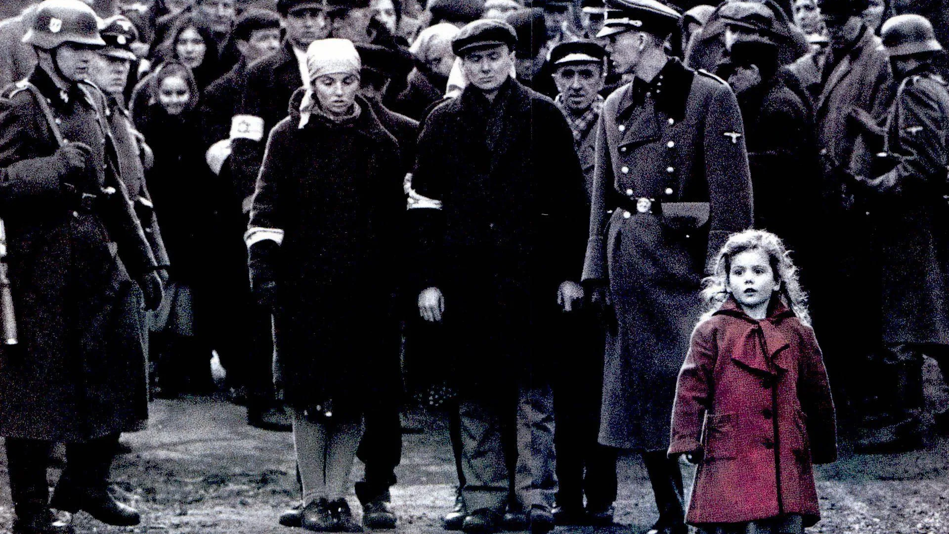 La lista de Schindler niña con abrigo rojo.