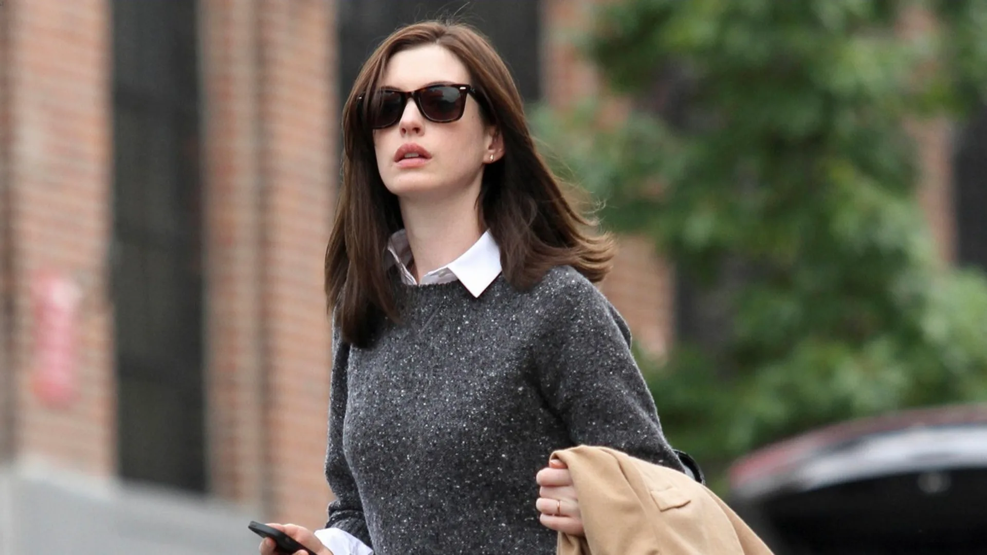 Anne Hathaway, pasante de modas.