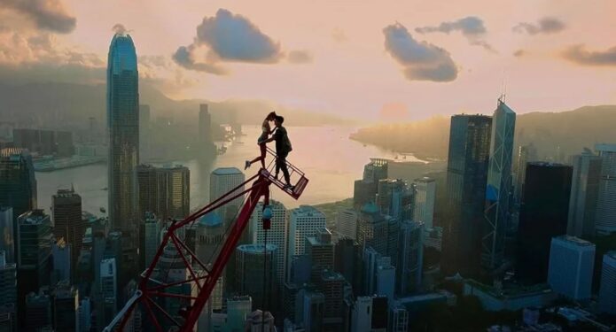 Documental sobre el amor, el arte y la aventura, Skywalkers: A Love Story se adentra en el mundo del rooftopping
