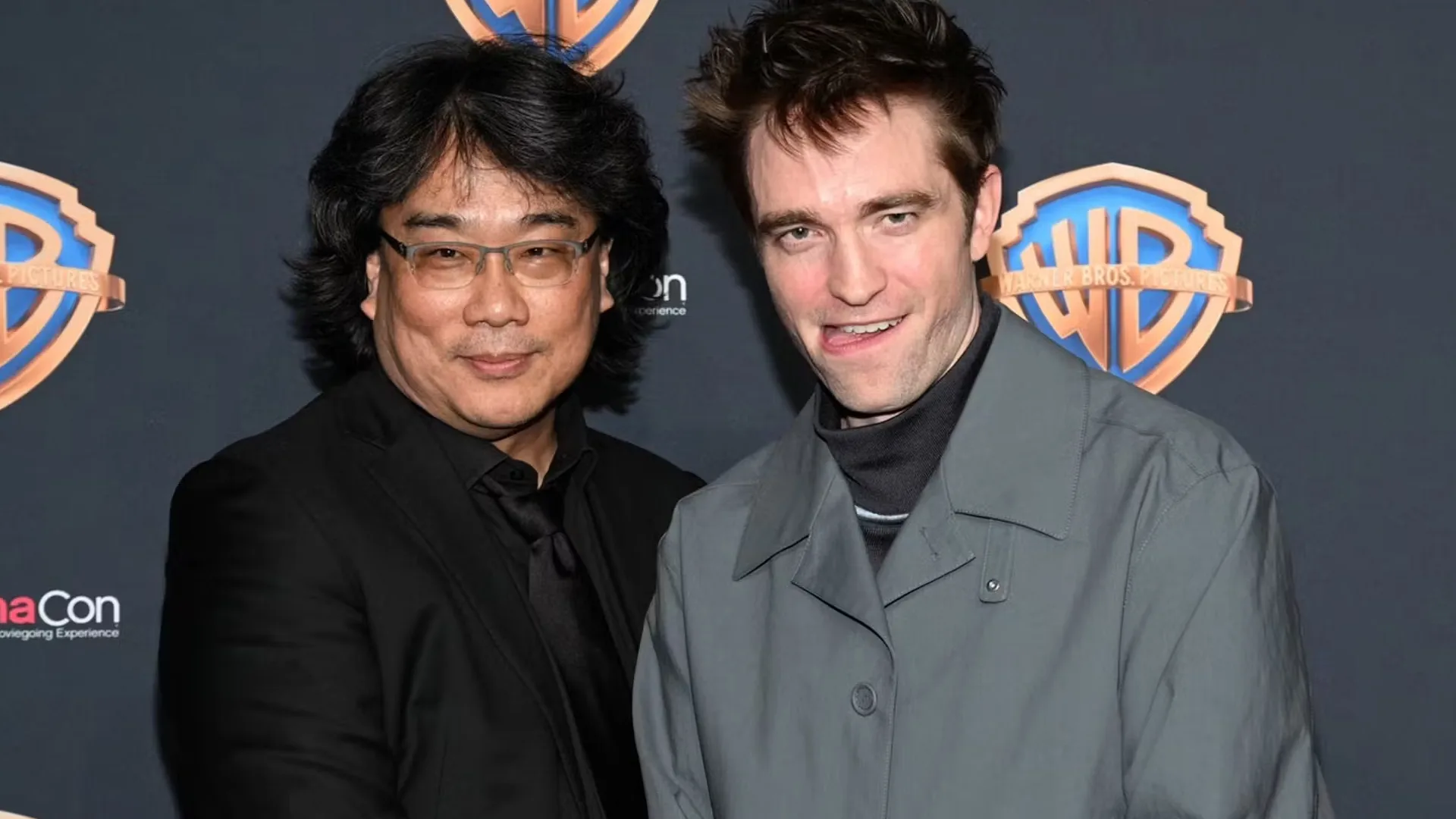 Bong Joon Ho y Robert Pattinson en CinemaCon 2024, mejores anuncios