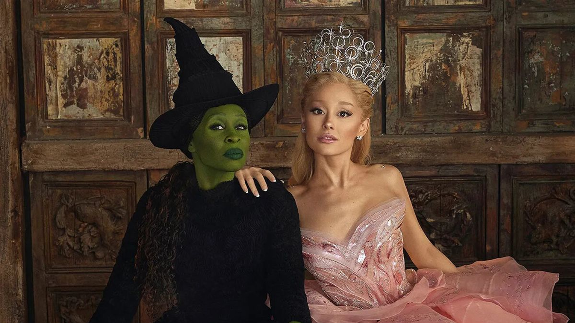 Glinda y Elphaba en Wicked