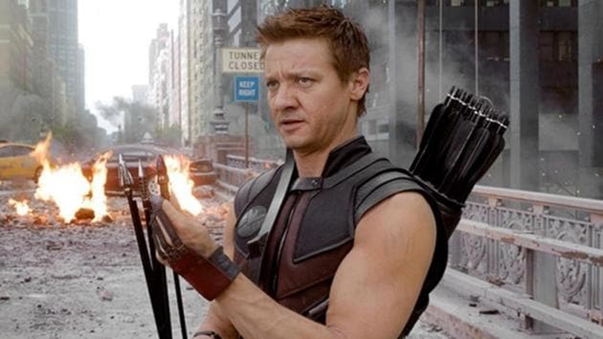 Jeremy Renner como Hawkeye